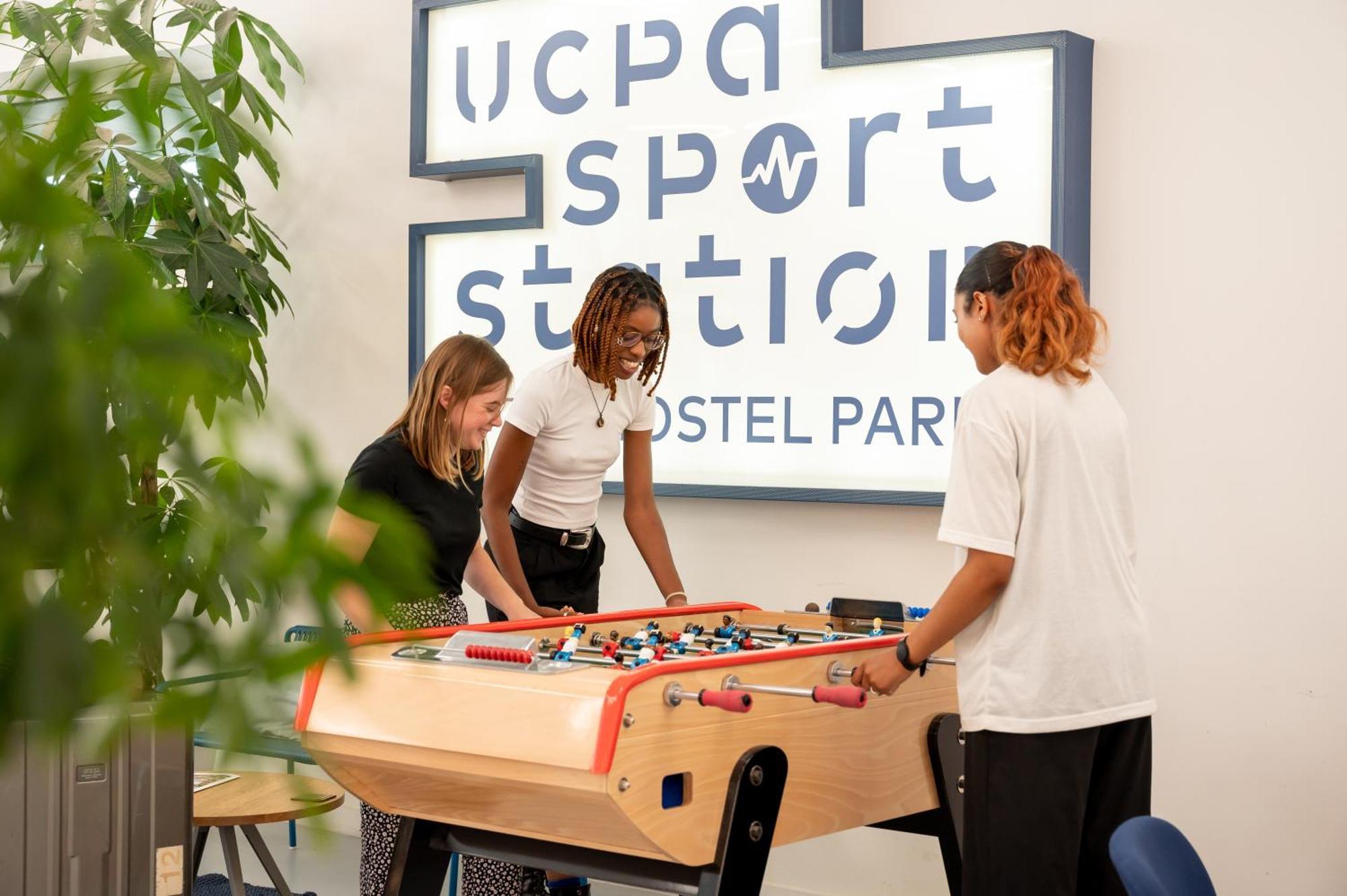 Ucpa Sport Station Hostel 파리 외부 사진